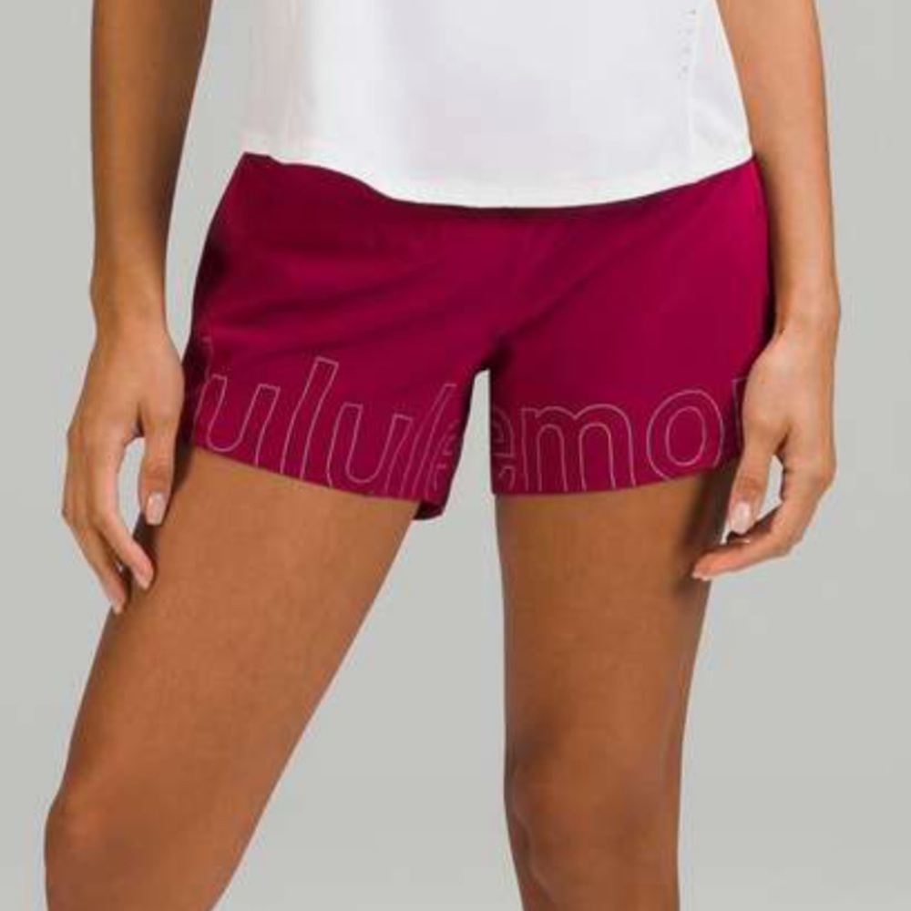 Lululemon Speed Up Mid-Rise Lined Short 4" *Graphic